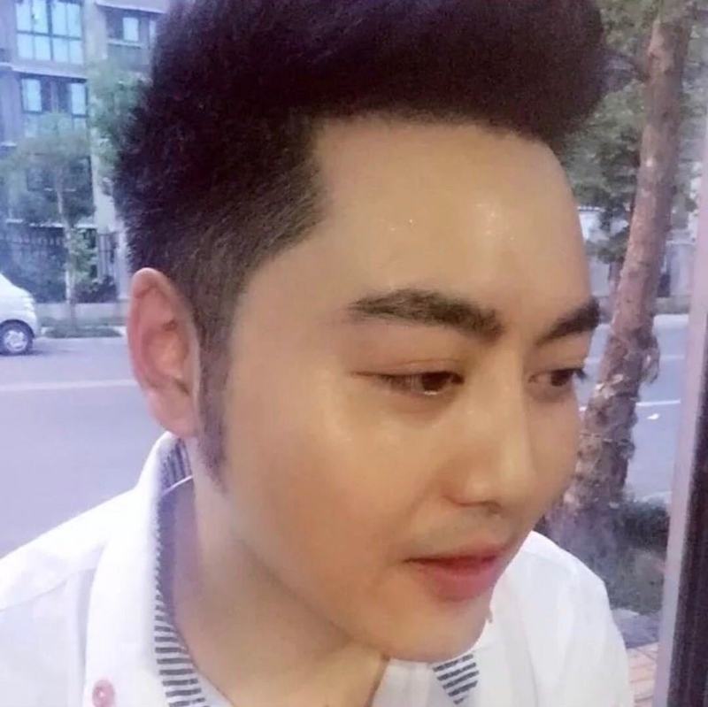 加油吧少年的第一张照片--平顶山相亲服务中心