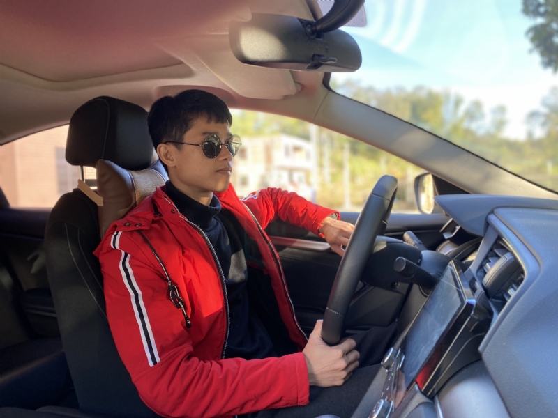 林威成的第二张照片--平顶山相亲服务中心