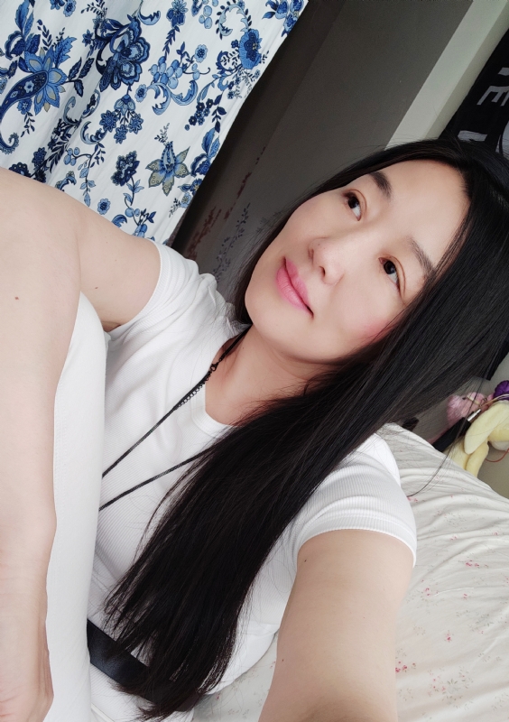 apple的第三张照片--平顶山相亲服务中心