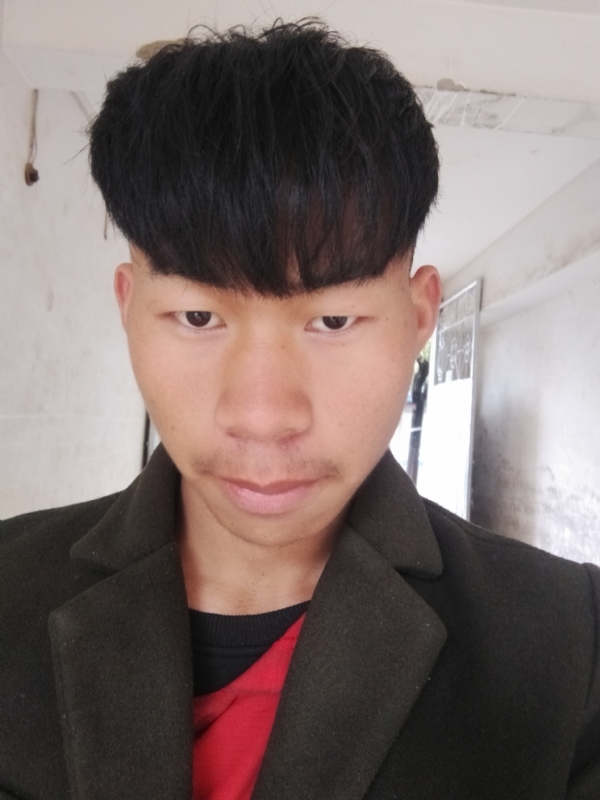 少年不在少的第一张照片--平顶山相亲服务中心