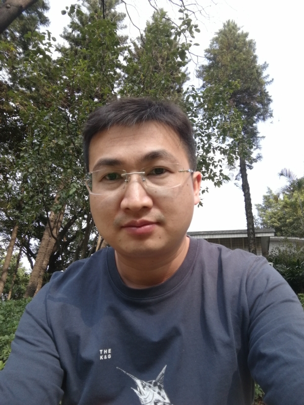 不如随风的第二张照片--平顶山相亲服务中心