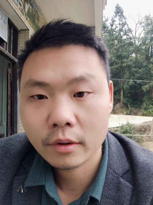 曾小焱的第一张照片--平顶山相亲服务中心