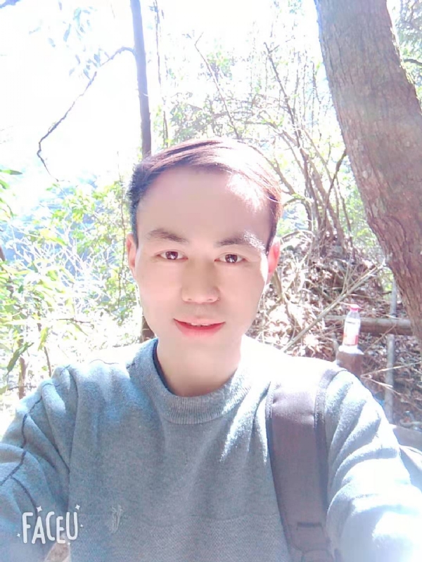 阿龙的第一张照片--平顶山相亲服务中心