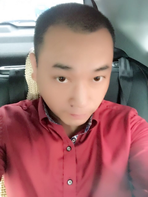 在一个路口等的第一张照片--平顶山相亲服务中心