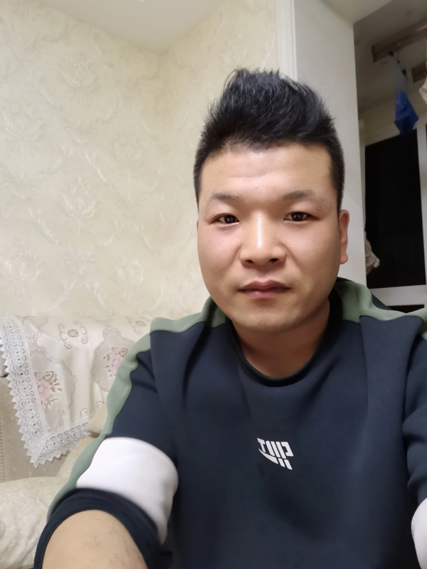 小猪猪的第一张照片--平顶山相亲服务中心