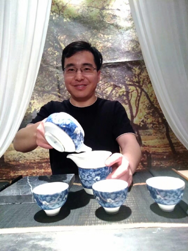 飞云之上的第一张照片--平顶山相亲服务中心