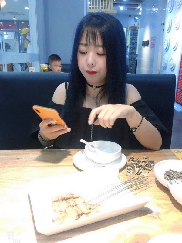 程程的第一张照片--平顶山相亲服务中心