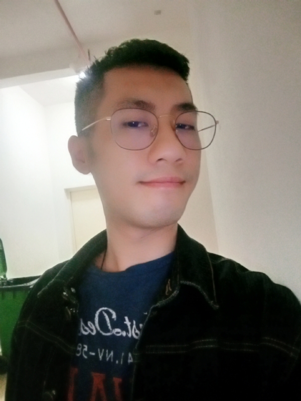 赫兹的第一张照片--平顶山相亲服务中心