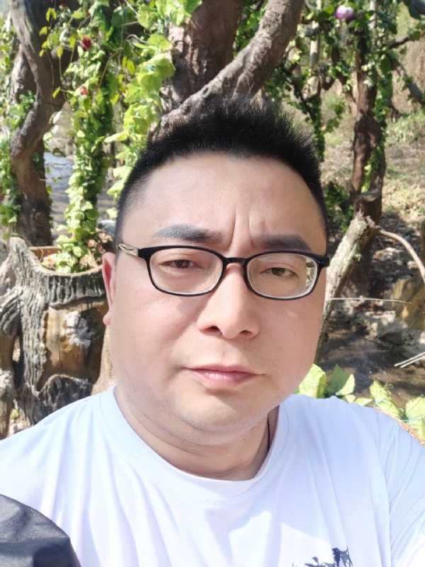 妙手仁心的第一张照片--平顶山相亲服务中心