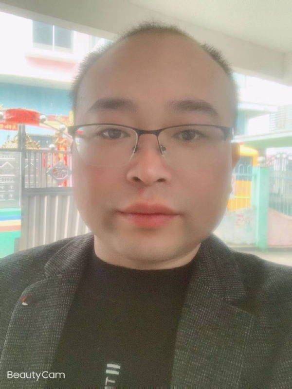 海阔凭鱼跃的第一张照片--平顶山相亲服务中心