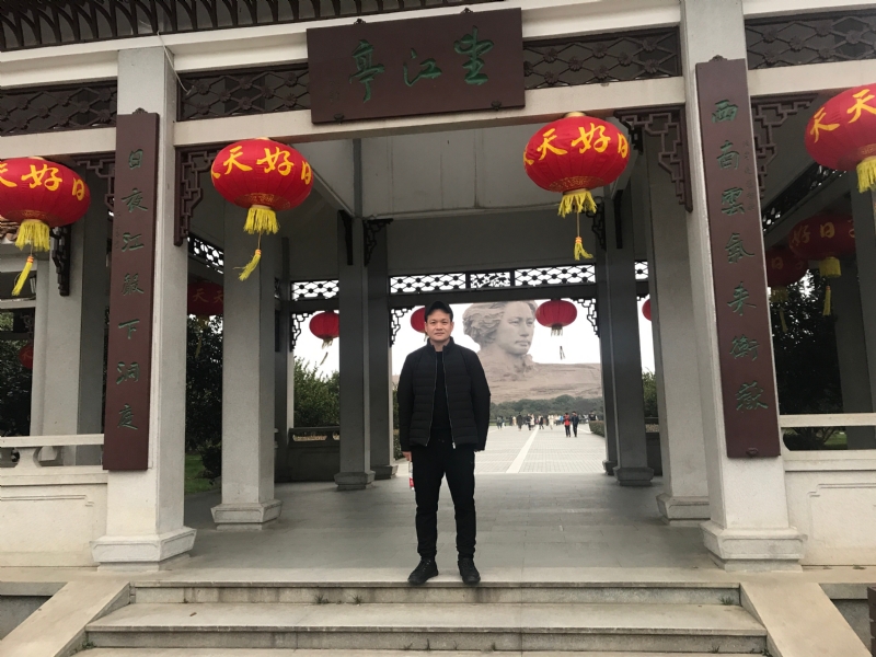 风继续吹的第一张照片--平顶山相亲服务中心