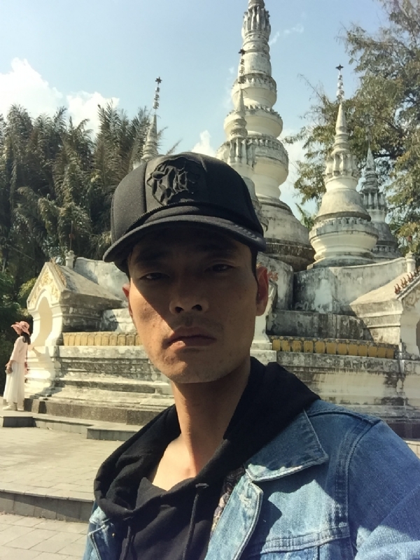 非诚勿扰的第一张照片--平顶山相亲服务中心