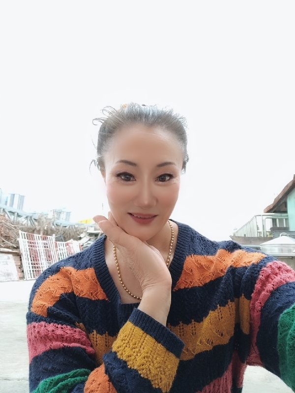 燕子的第四张照片--平顶山相亲服务中心