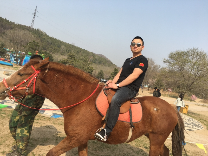 麦田的守望者的第一张照片--平顶山相亲服务中心