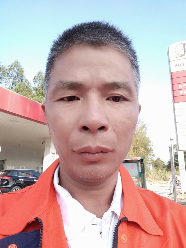 静候缘分的第一张照片--平顶山相亲服务中心