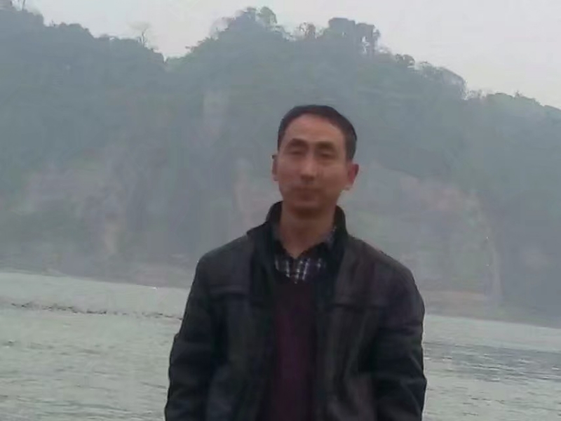 玉树临疯的第二张照片--平顶山相亲服务中心