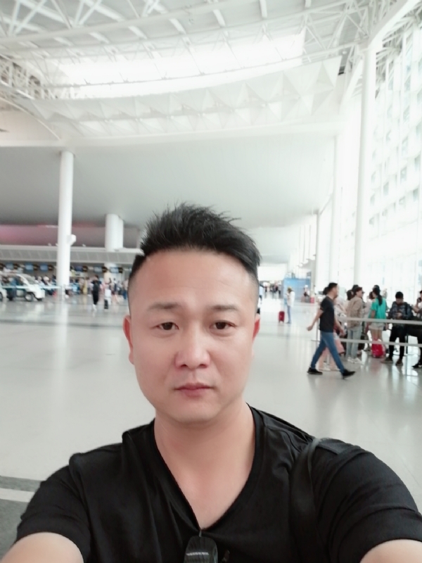 一叶知秋的第一张照片--平顶山相亲服务中心