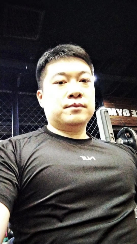 好想遇见你的第二张照片--平顶山相亲服务中心