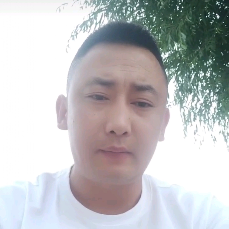 潇洒的第一张照片--平顶山相亲服务中心