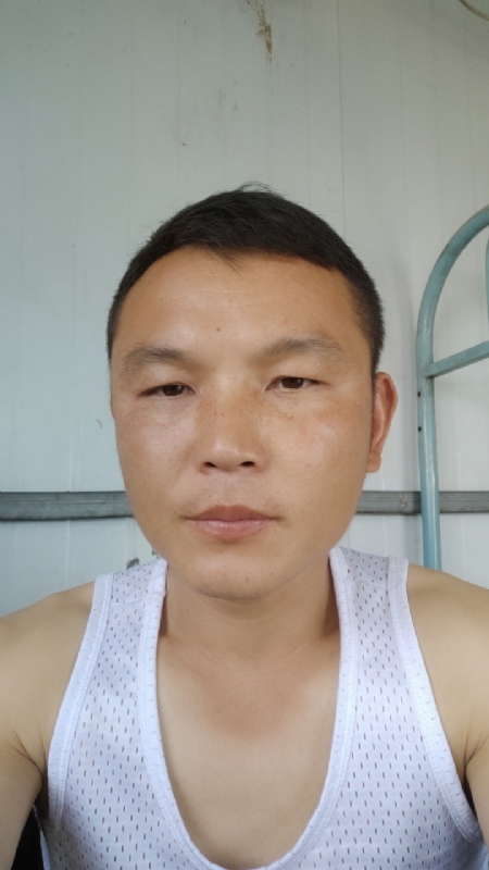 善良的人的第一张照片--平顶山相亲服务中心