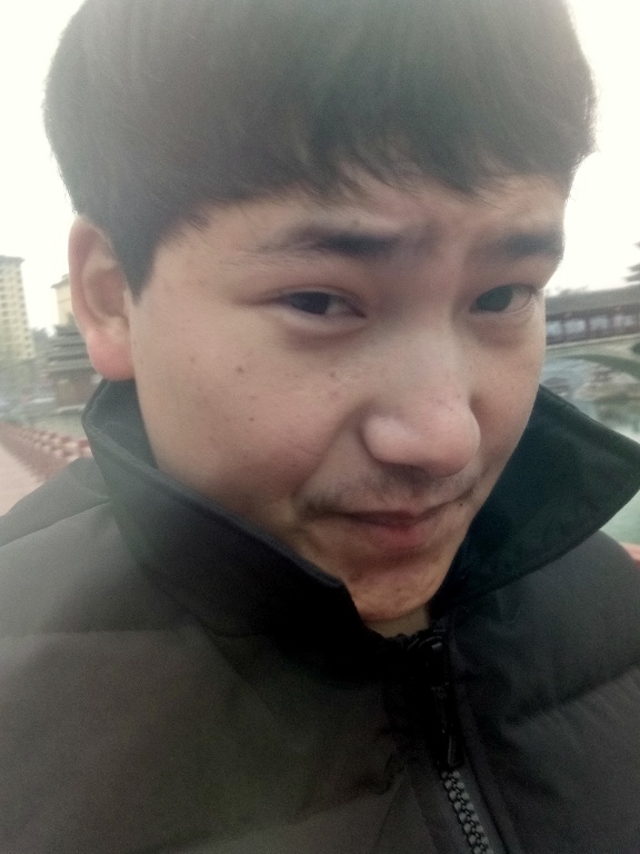 侗族青年作家超超的第二张照片--平顶山相亲服务中心