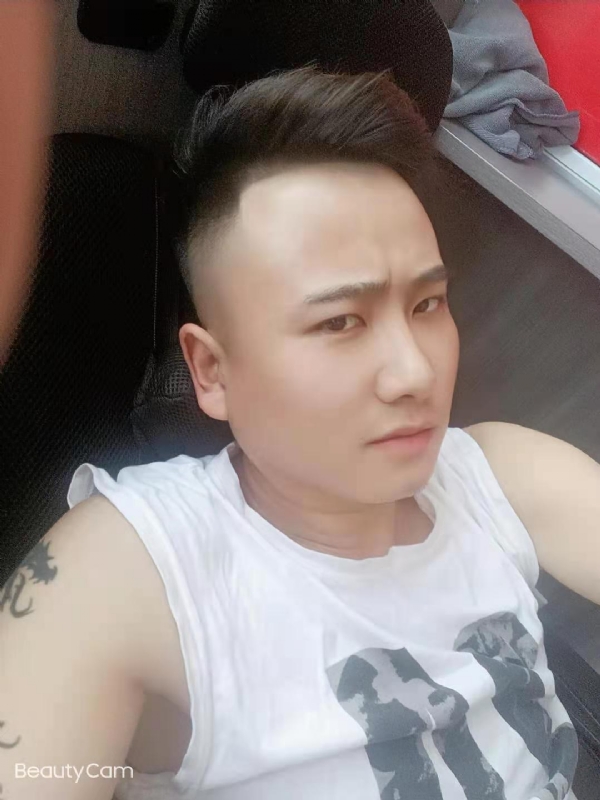 上善若水的第二张照片--平顶山相亲服务中心