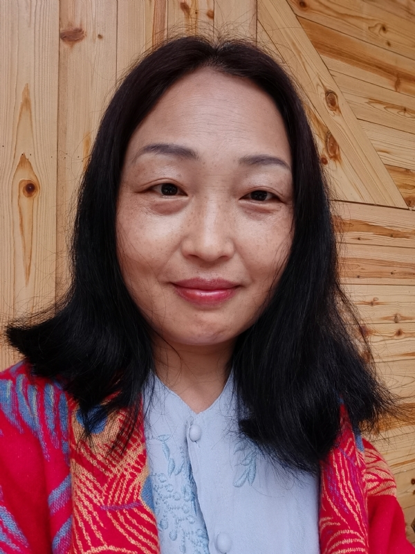 天山雪莲的第一张照片--平顶山相亲服务中心