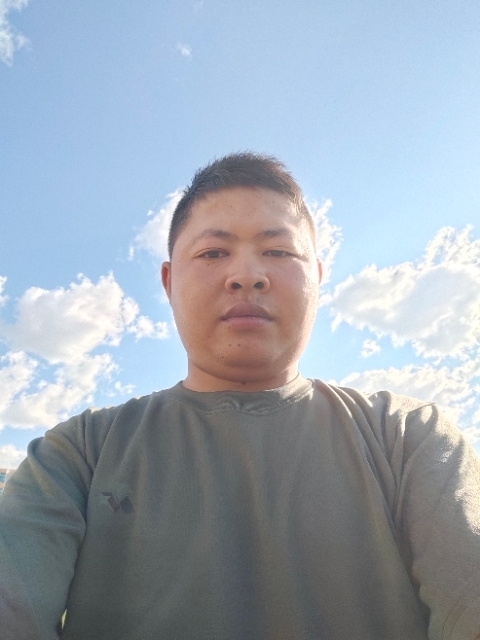 小马的第一张照片--平顶山相亲服务中心