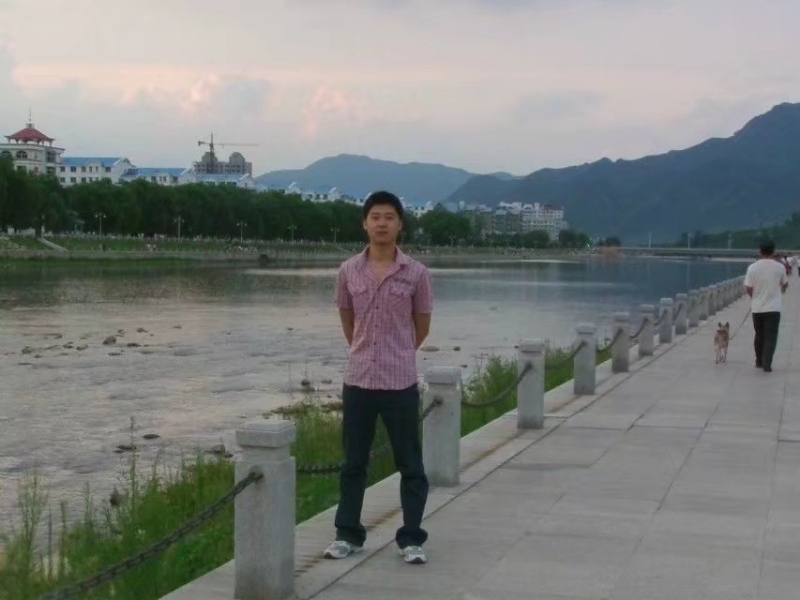 王王的第一张照片--平顶山相亲服务中心