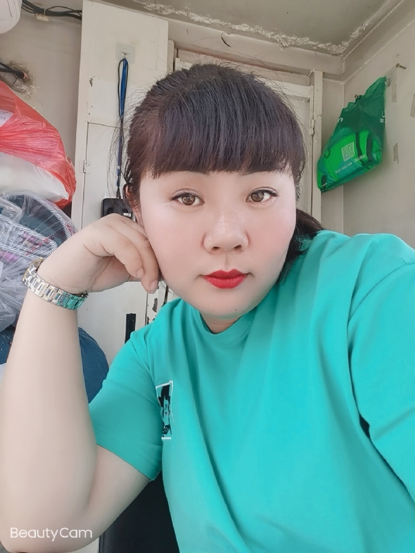 小不点的第一张照片--平顶山相亲服务中心