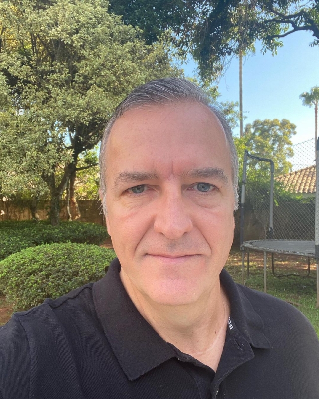 Lee的第一张照片--平顶山相亲服务中心