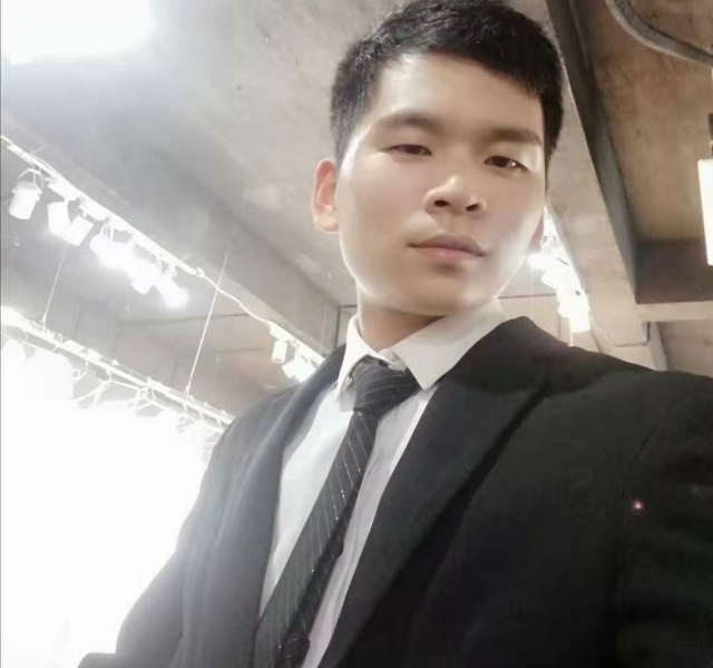 凌晨三点三分的第二张照片--平顶山相亲服务中心