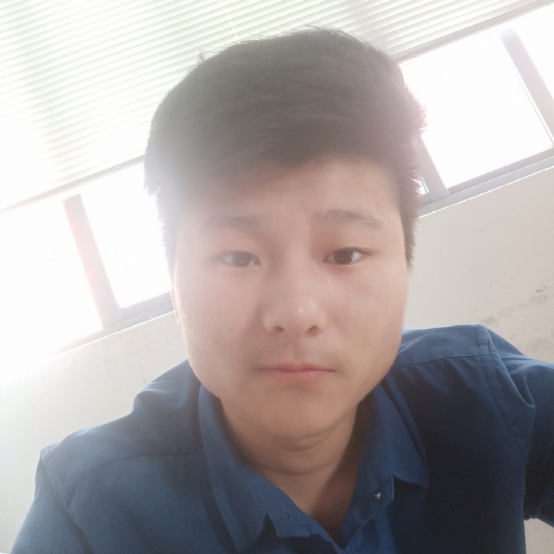 小小先生的第一张照片--平顶山相亲服务中心