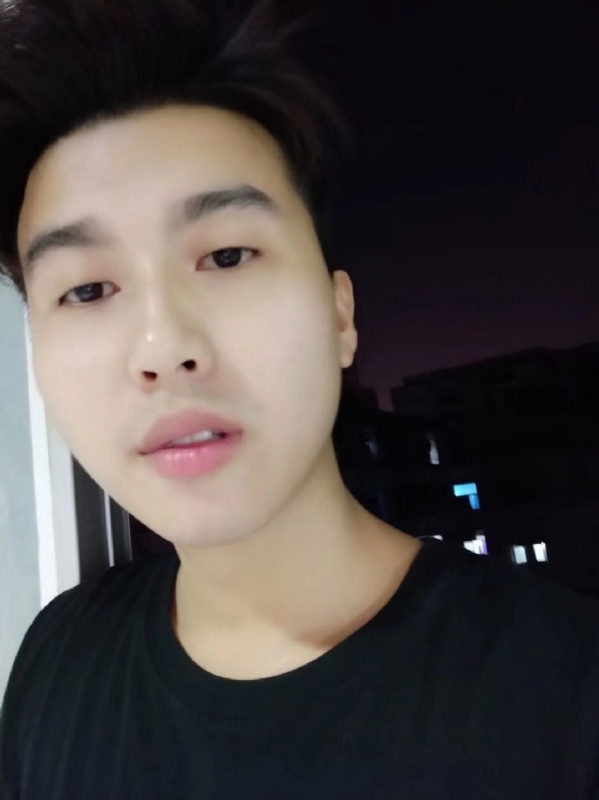 皮特王的第二张照片--平顶山相亲服务中心