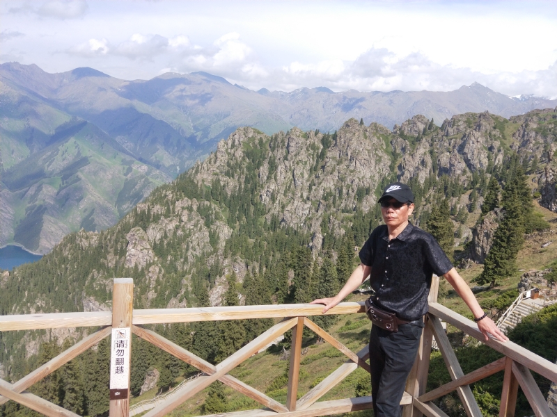 李清的第一张照片--平顶山相亲服务中心