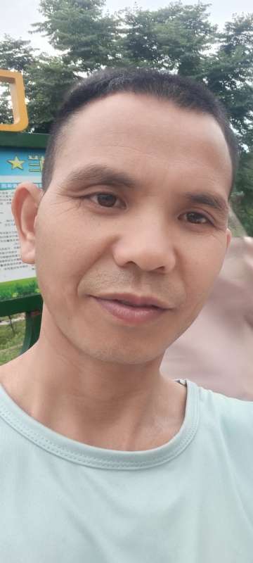 找个相爱的人结婚的第一张照片--平顶山相亲服务中心