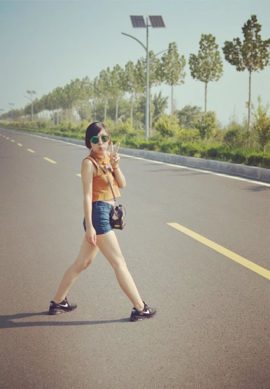 尤尤的第一张照片--平顶山相亲服务中心