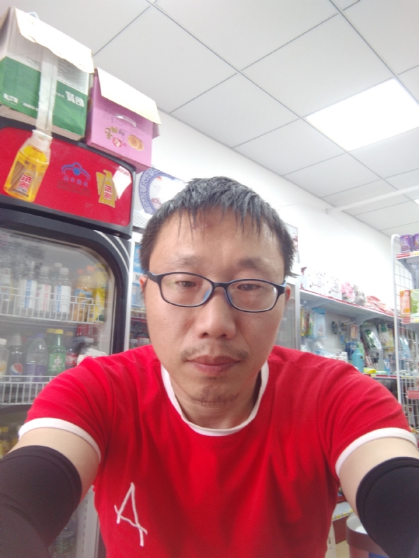 众里寻你的第一张照片--平顶山相亲服务中心