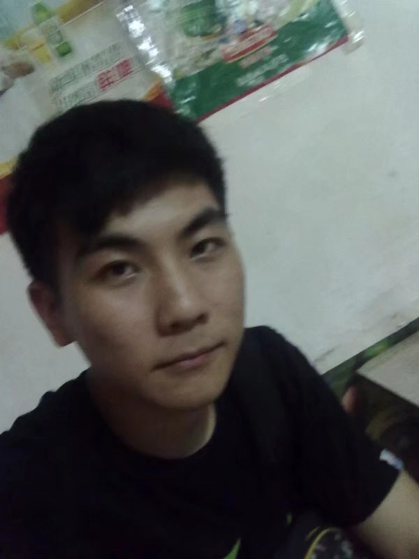 蜡笔小新的第三张照片--平顶山相亲服务中心