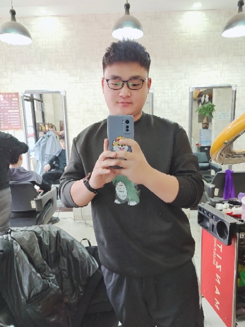 不吃香菜的第二张照片--平顶山相亲服务中心