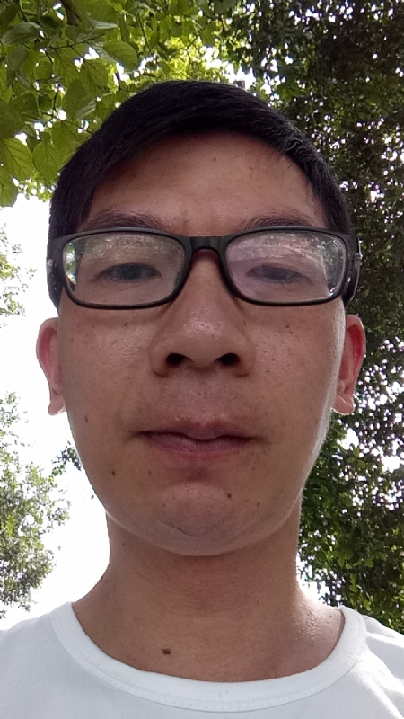 奋斗的第一张照片--平顶山相亲服务中心