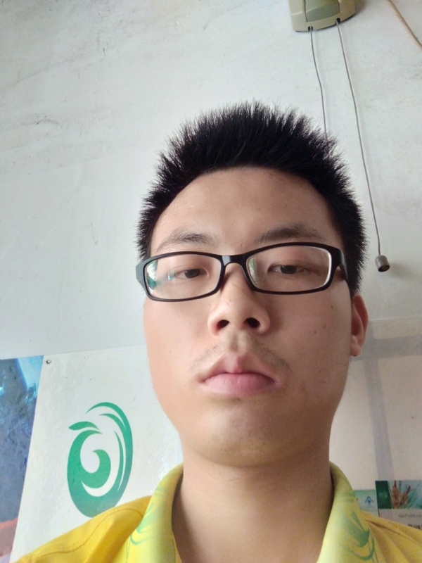 舒荷的第一张照片--平顶山相亲服务中心