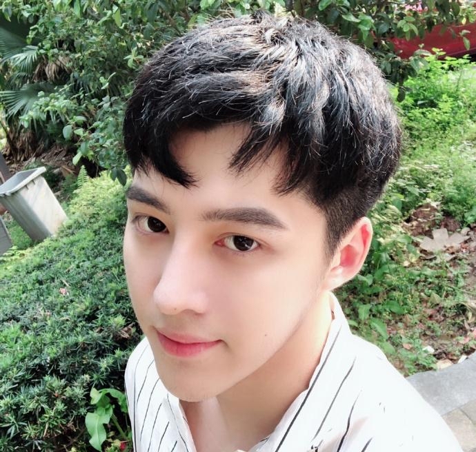 alading的第一张照片--平顶山相亲服务中心