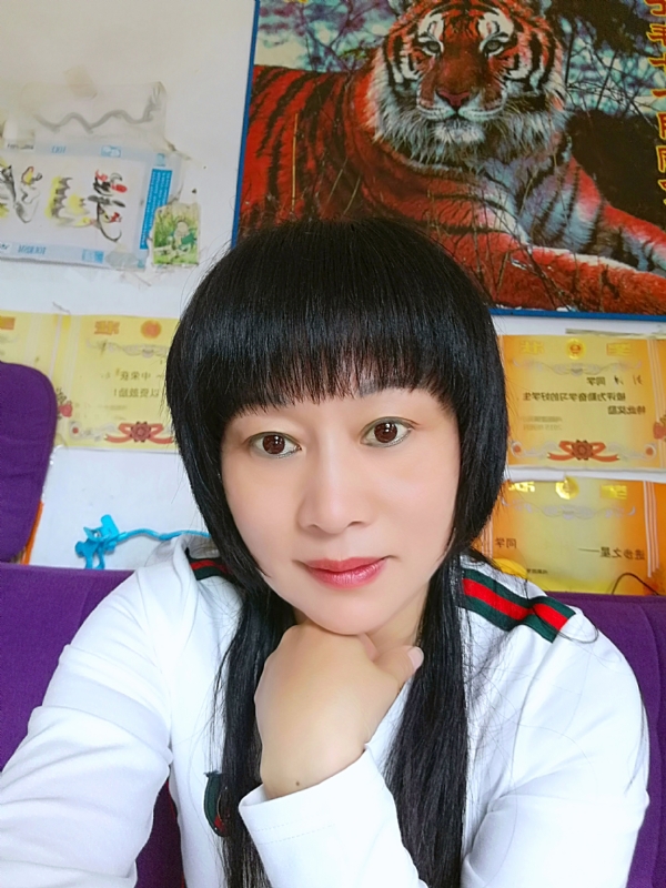 金鱼儿的第二张照片--平顶山相亲服务中心