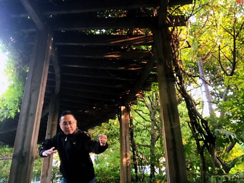 自故深情好受伤的第二张照片--平顶山相亲服务中心