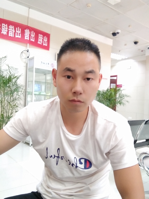 小少的第二张照片--平顶山相亲服务中心