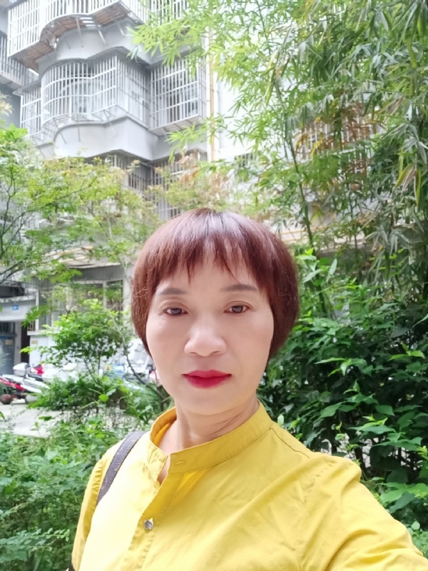 小瓶子的第二张照片--平顶山相亲服务中心