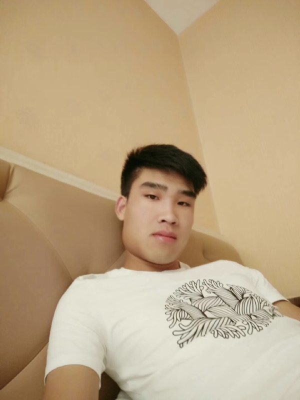 谁不曾孤单上路的第一张照片--平顶山相亲服务中心