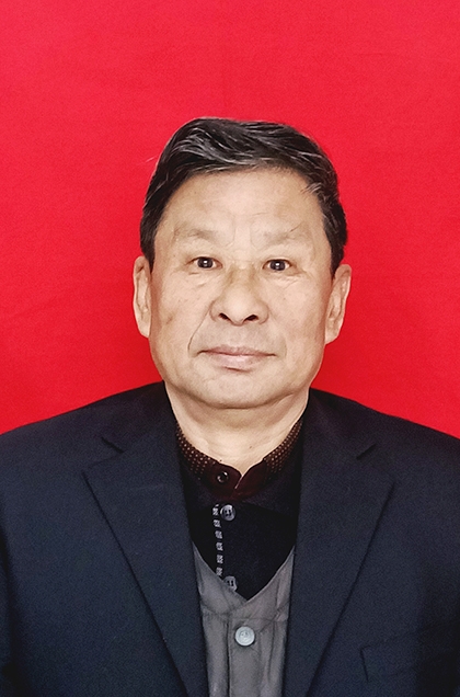 教授的第一张照片--平顶山相亲服务中心