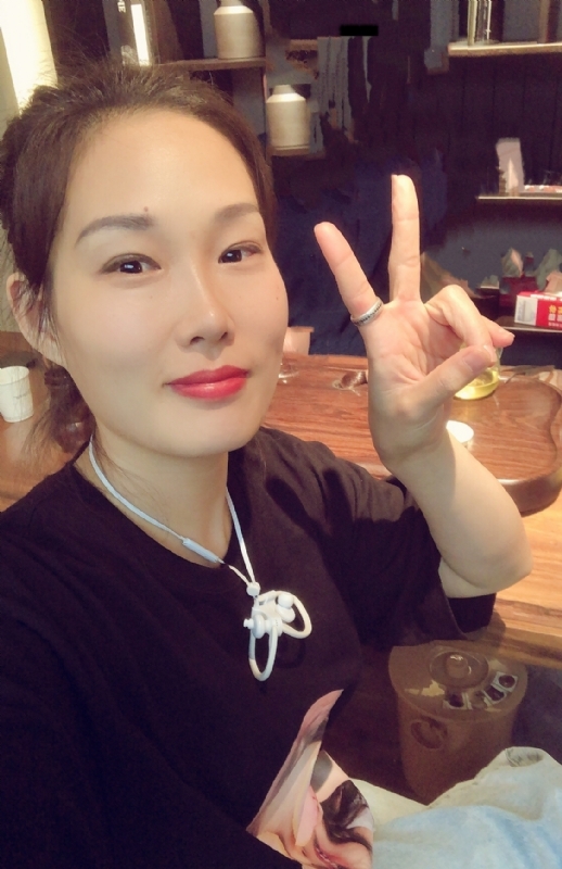 冷紫斑蝶的第一张照片--平顶山相亲服务中心